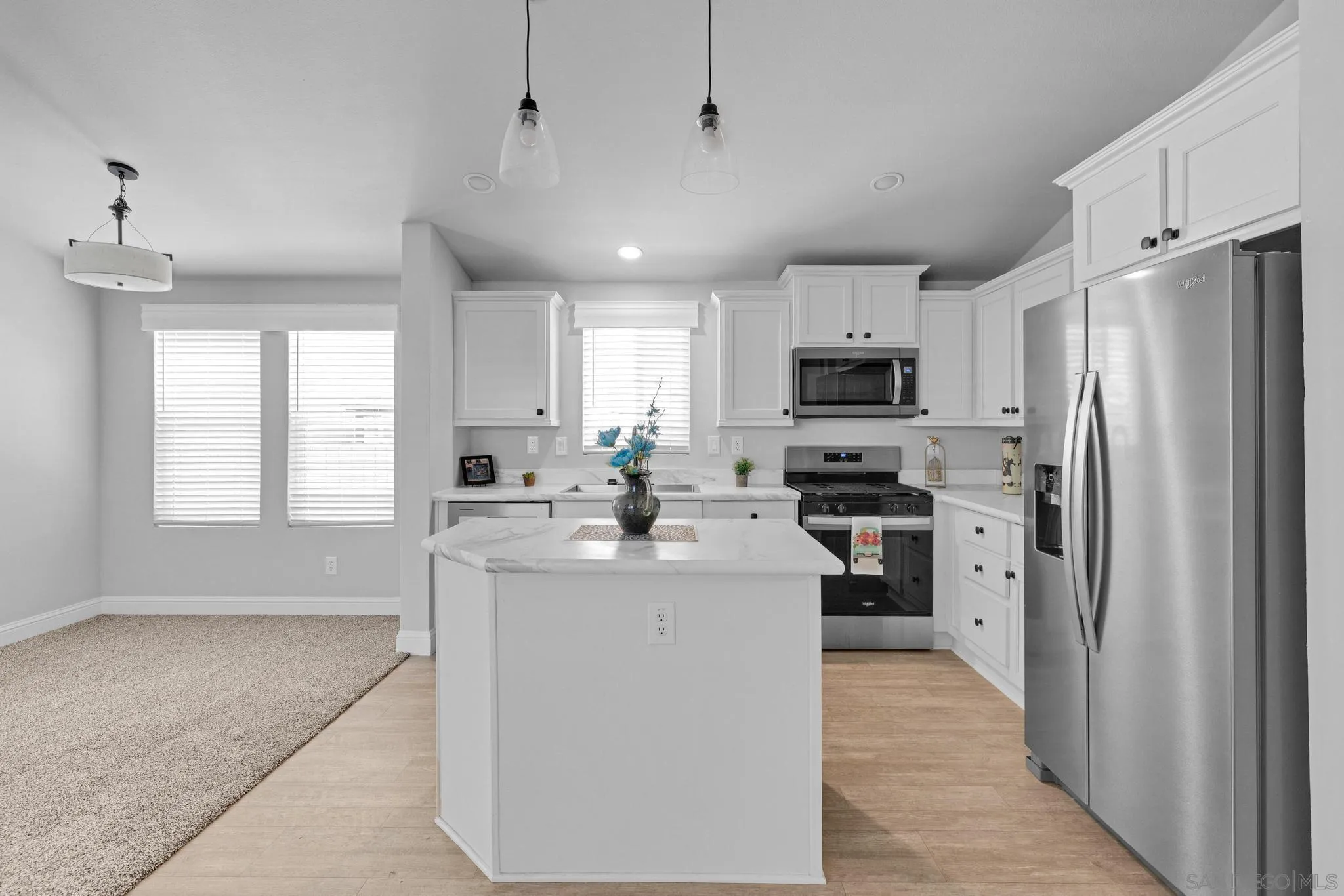12044 Royal Road, Unit 63 El Cajon, CA 92021 - Photo 6 of 25 Gallery Image 6