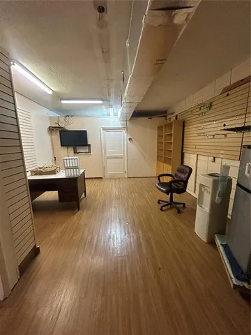 $2,000 | 1864 Drew Street, Clearwater, FL 33765