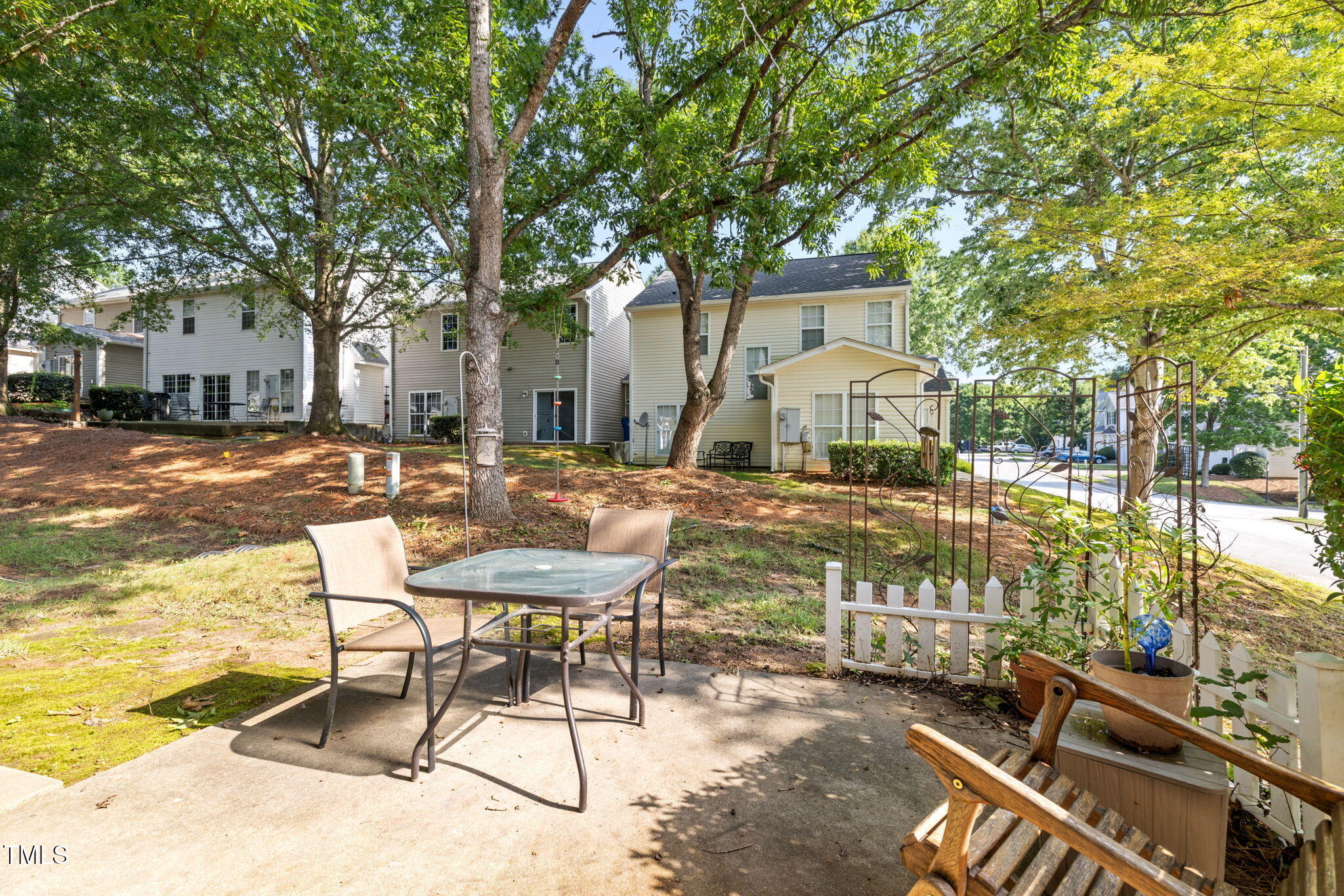 5300 Eolian Court Raleigh, NC 27607 - Photo 29 of 41 28-web-or-mls-5Z8A1564