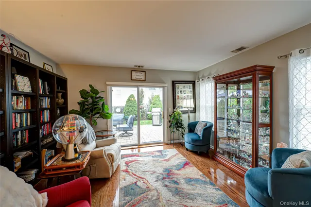 $499,999 | 3 Sophia Drive, Middle Island, NY 11953