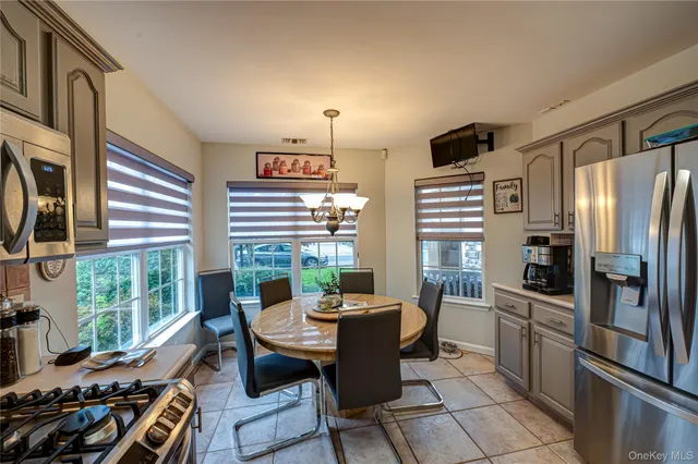 $499,999 | 3 Sophia Drive, Middle Island, NY 11953