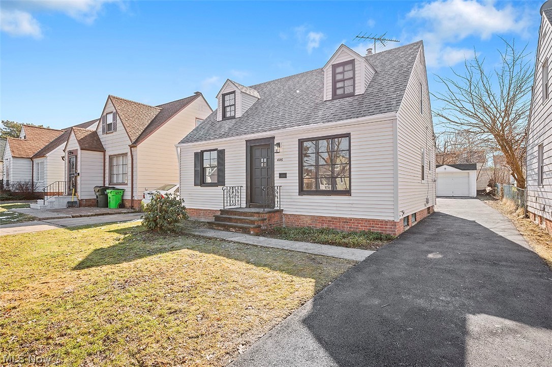 4146 Wilmington Road Cleveland, OH 44121 - Photo 2 of 25