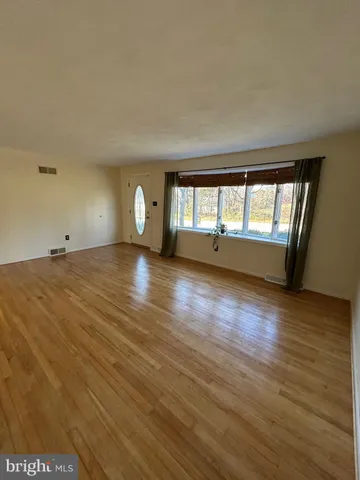 $2,150 | 120 Clarkson Drive, York, PA 17403