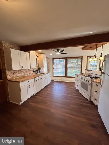 $2,150 | 120 Clarkson Drive, York, PA 17403