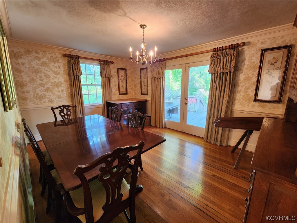 185 Washington Street Boydton, VA 23917 - Photo 22 of 45 a view of a dining room with furniture window and wooden floor