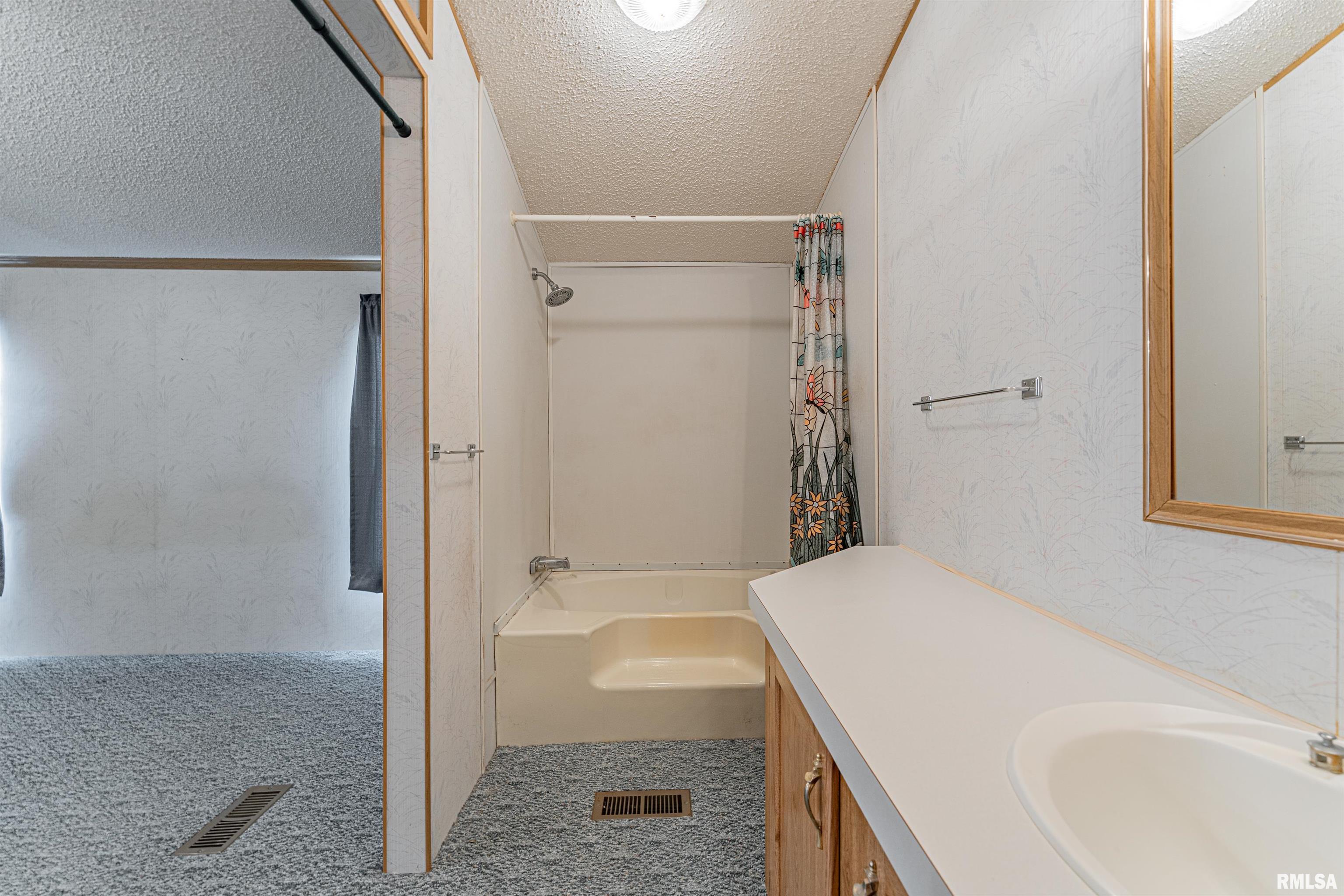 3535 East Cook Street, Unit 29 Springfield, IL 62703 - Photo 11 of 16