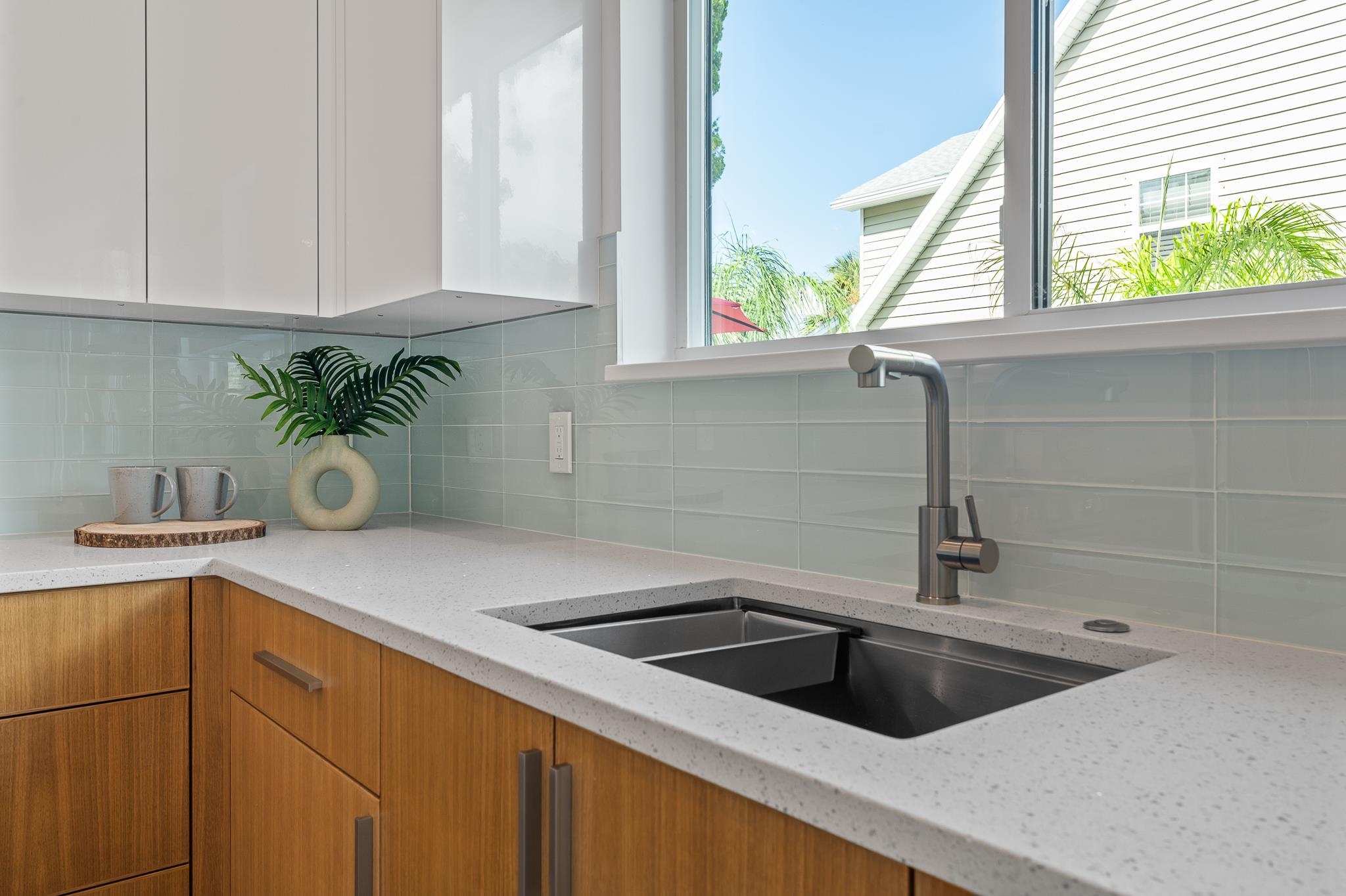 327 Minorca Avenue St. Augustine, FL 32080 - Photo 12 of 74