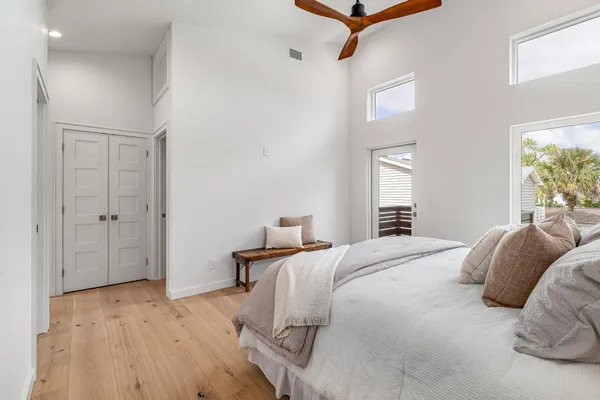 a bathroom with a toilet