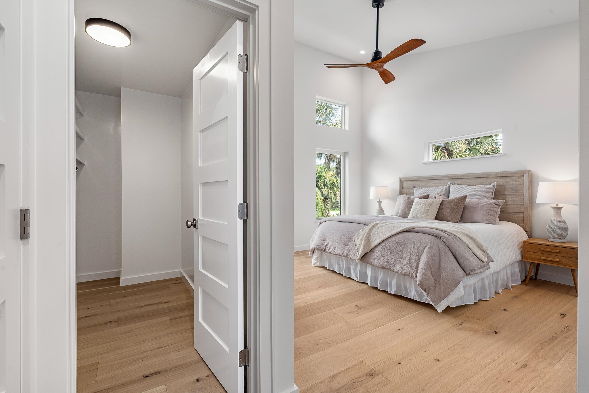 327 Minorca Avenue St. Augustine, FL 32080 - Photo 32 of 74 a bedroom with a bed and a window