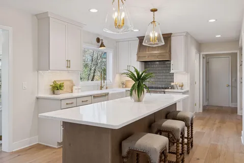 $1,775,000 | 350 Ferndale Road North, Wayzata, MN 55391