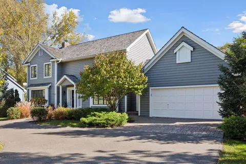 $1,775,000 | 350 Ferndale Road North, Wayzata, MN 55391
