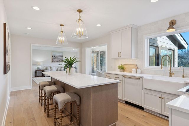 $1,775,000 | 350 Ferndale Road North, Wayzata, MN 55391