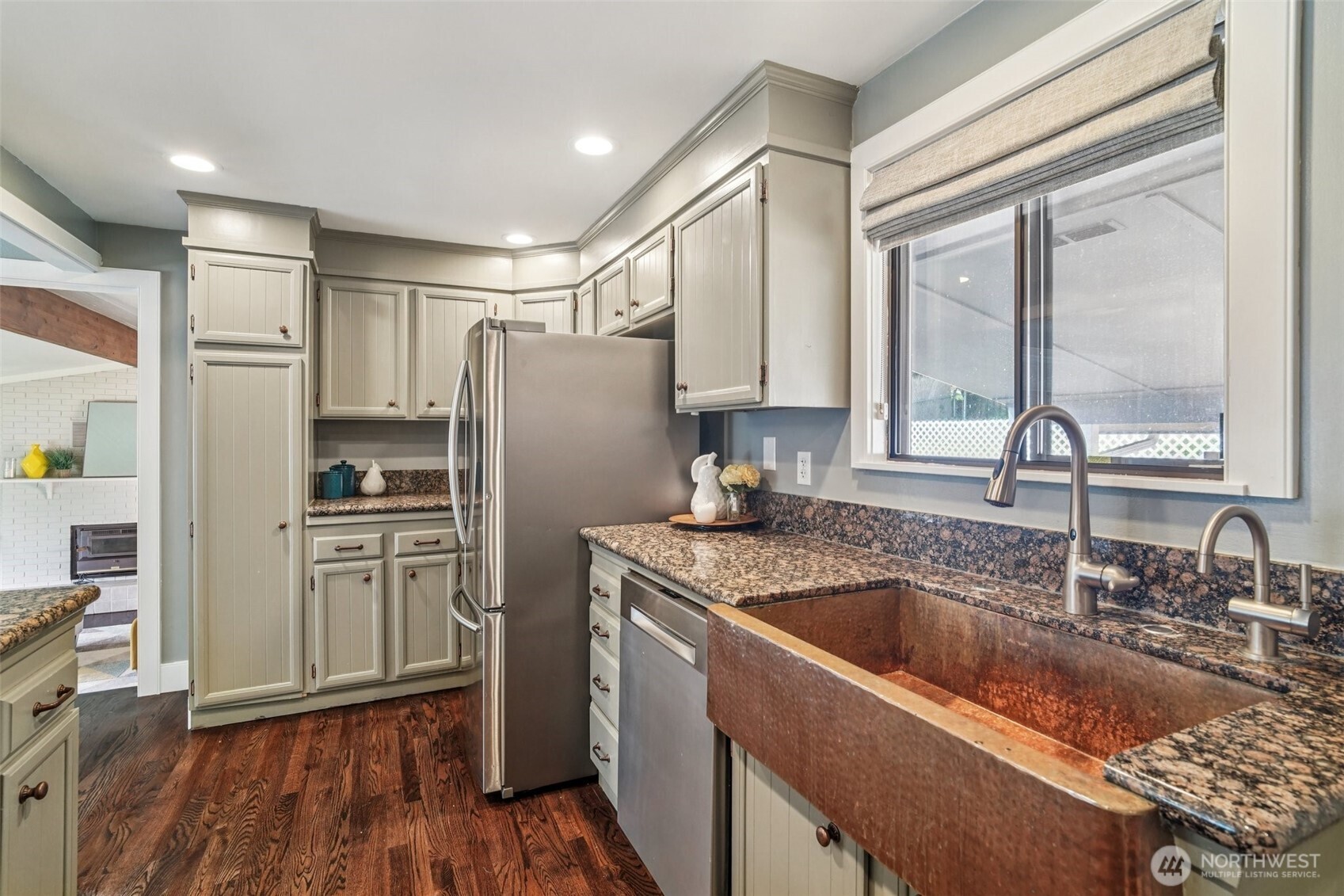 2209 Jones Avenue Northeast Renton, WA 98056 - Photo 7 of 30 Gallery Image 7
