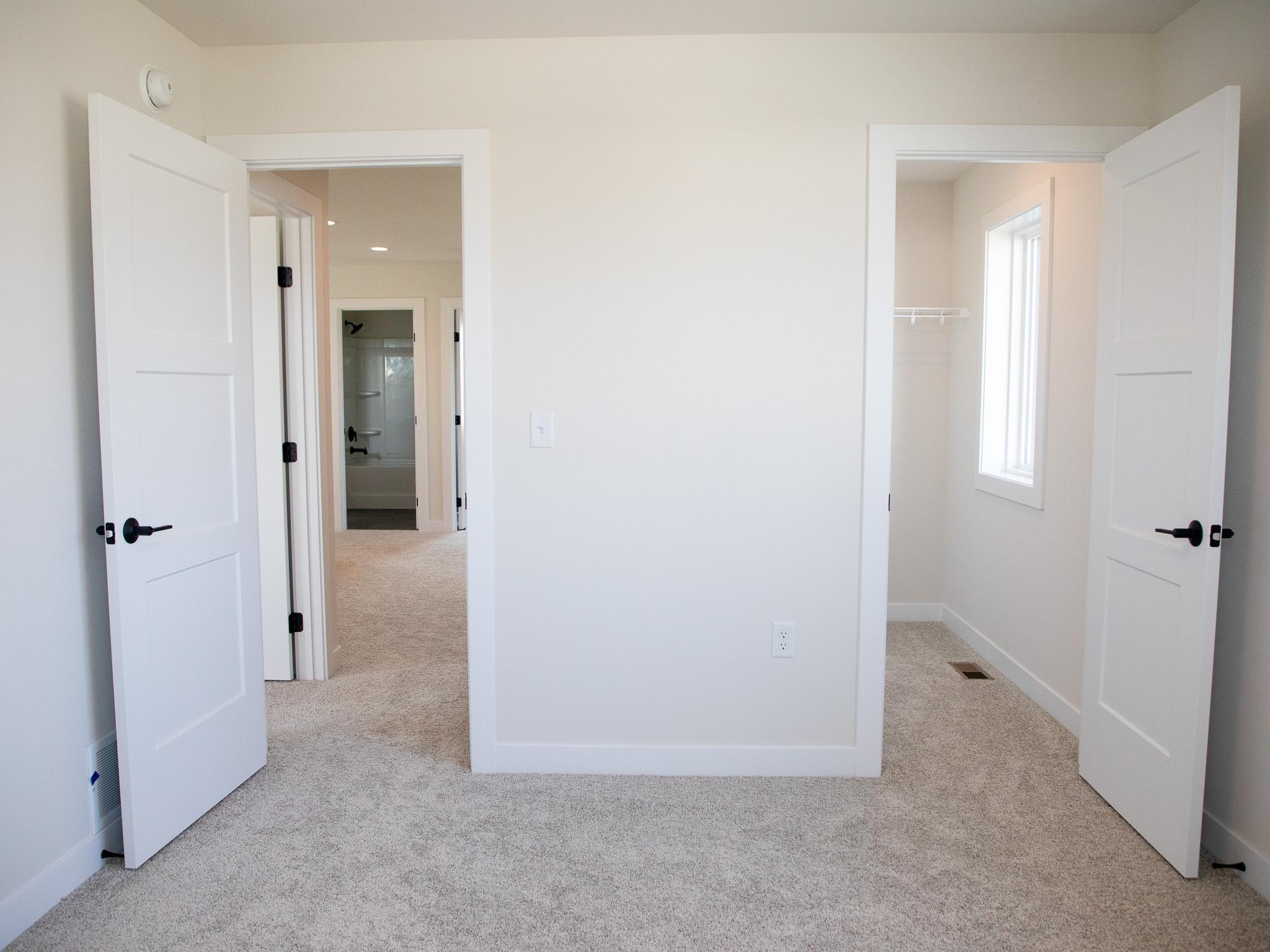 3606 Decorah Way South Fargo, ND 58104 - Photo 35 of 45