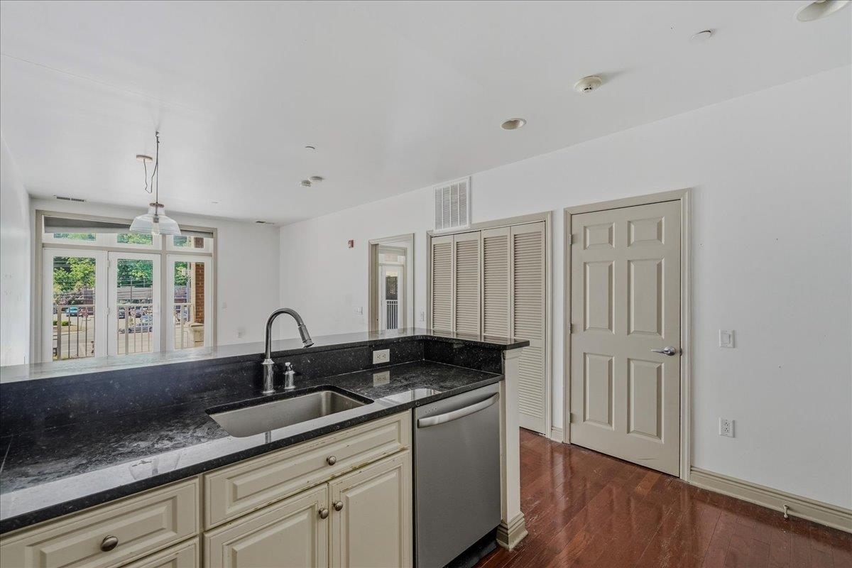 7400 River Road, Unit 217 North Bergen, NJ 07047 - Photo 2 of 23