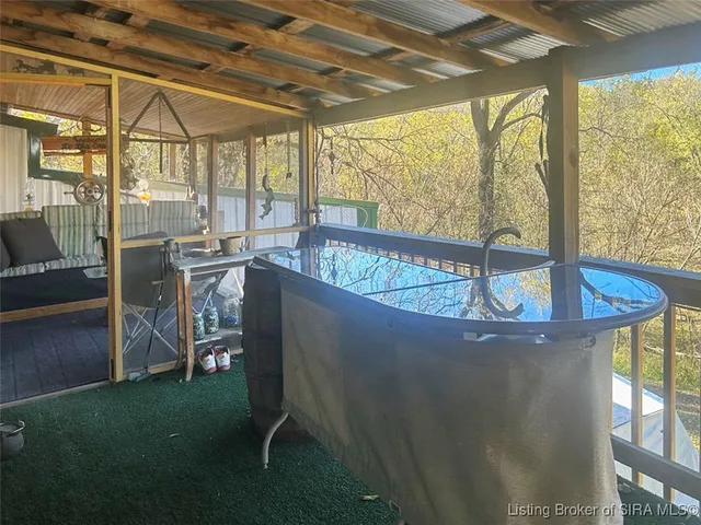 $99,900 | 8273 East Doe Run Road, Madison, IN 47250