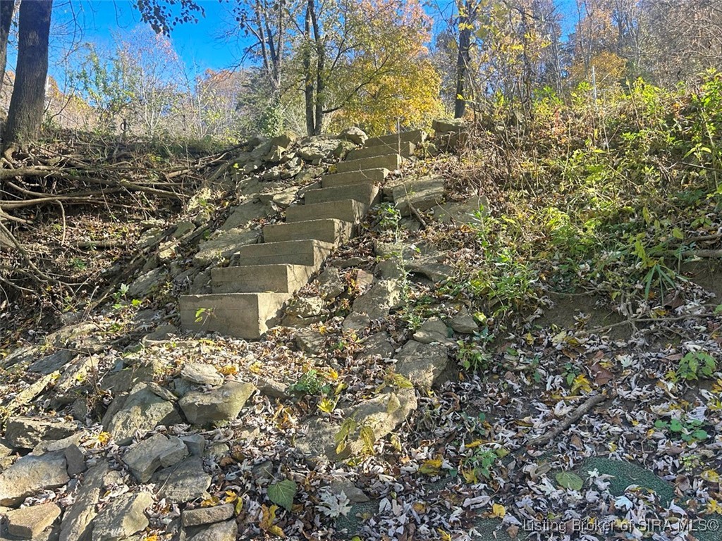 8273 East Doe Run Road Madison, IN 47250 - Photo 23 of 27