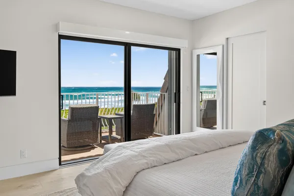 $9,500 | 5720 Old Ocean Boulevard, Unit 5E, Ocean Ridge, FL 33435