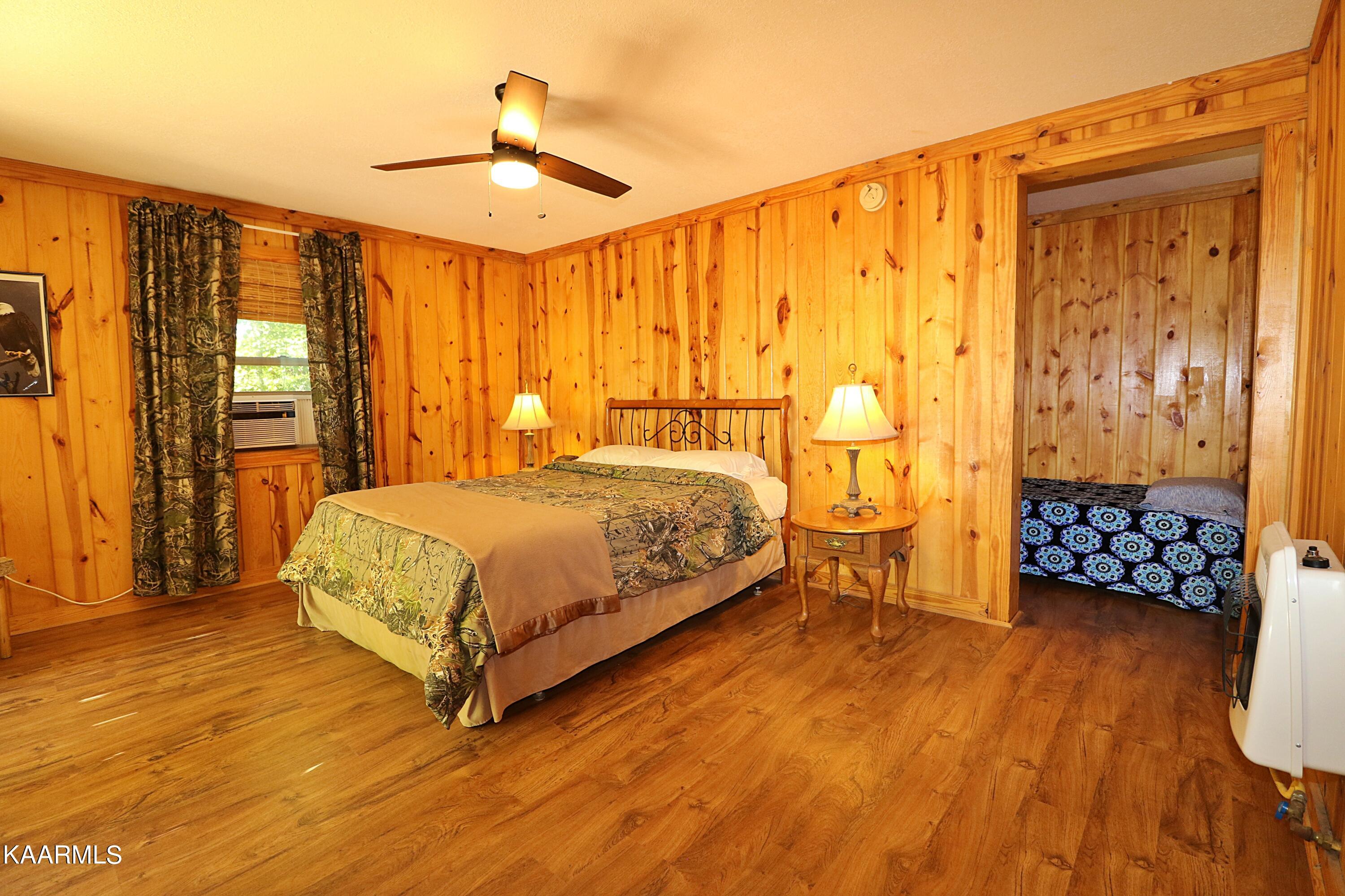 2165 Low Gap Road Robbins, TN 37852 - Photo 17 of 60 094A1389