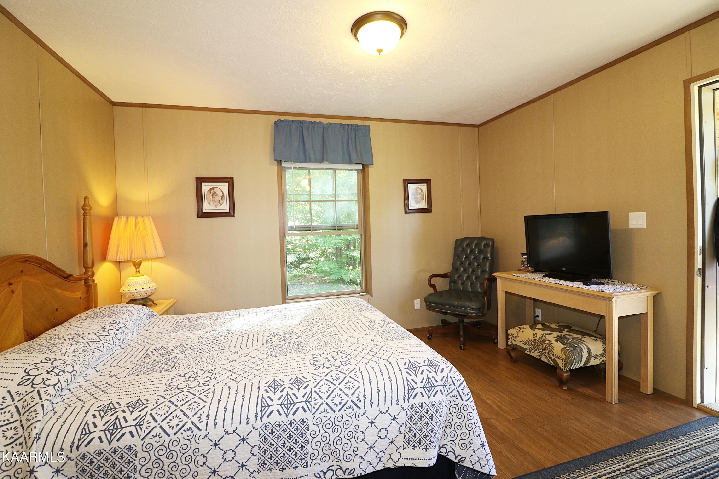 2165 Low Gap Road Robbins, TN 37852 - Photo 27 of 60 094A1335