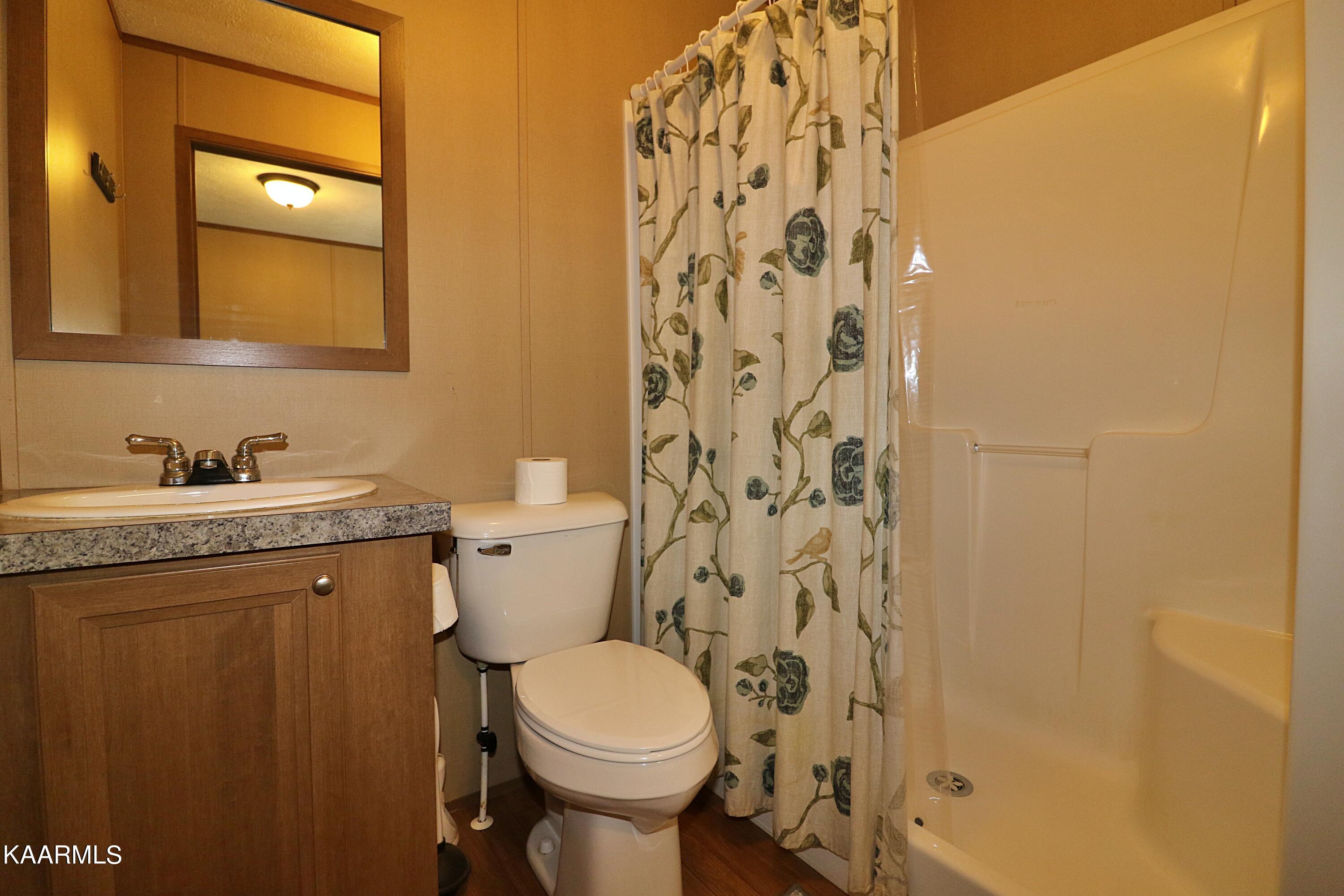 2165 Low Gap Road Robbins, TN 37852 - Photo 30 of 60 094A1339