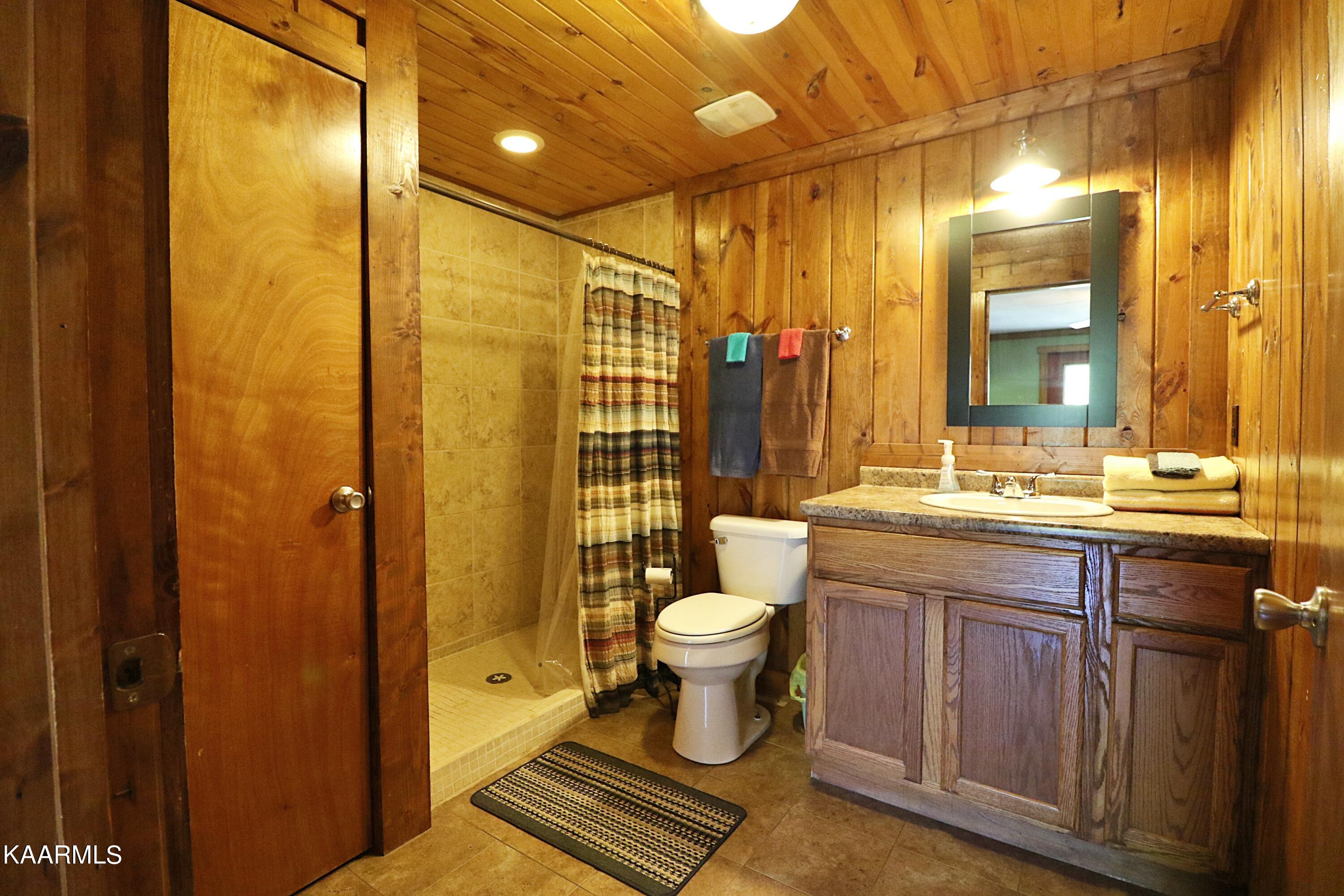 2165 Low Gap Road Robbins, TN 37852 - Photo 48 of 60 094A1348