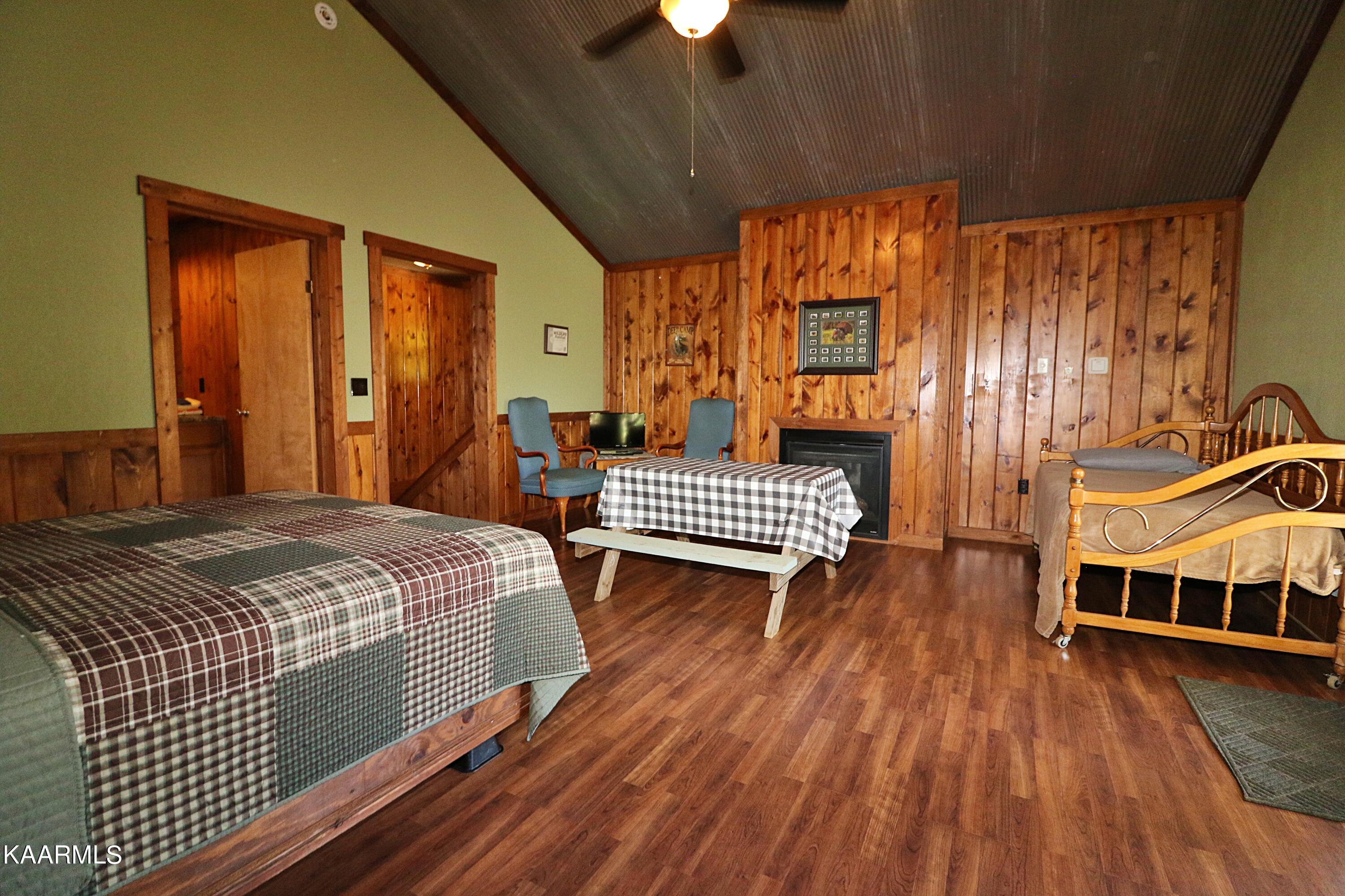 2165 Low Gap Road Robbins, TN 37852 - Photo 49 of 60 094A1356