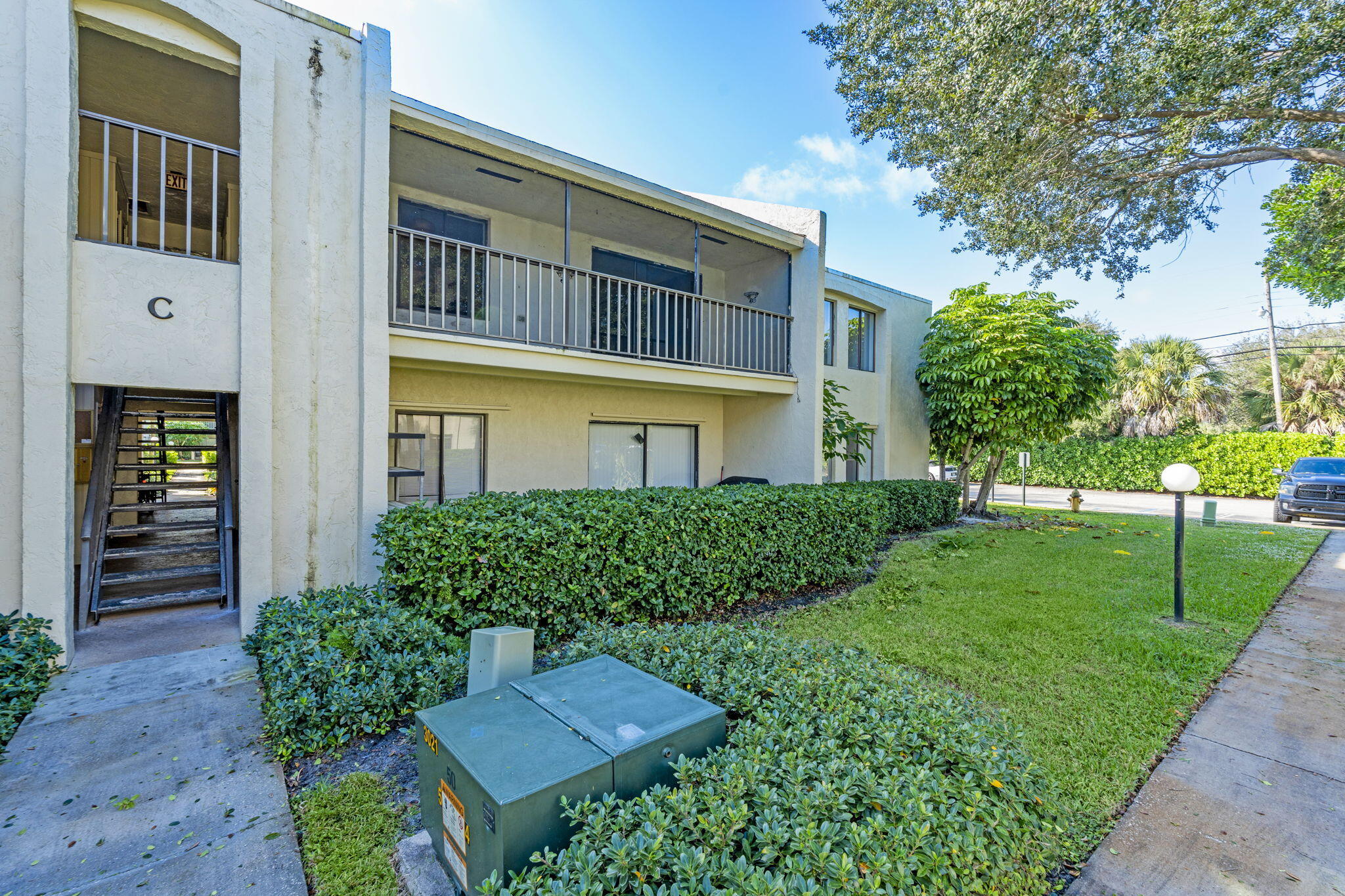 150 Pineview Road, Unit C7 Jupiter, FL 33469 - Photo 2 of 39 1-web-or-mls-A7405487