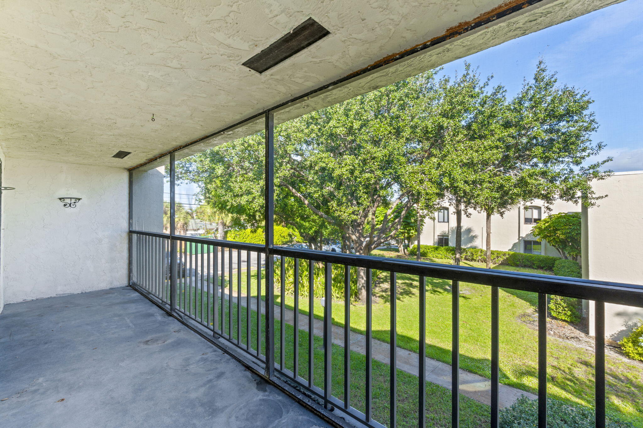 150 Pineview Road, Unit C7 Jupiter, FL 33469 - Photo 22 of 39 21-web-or-mls-A7405405