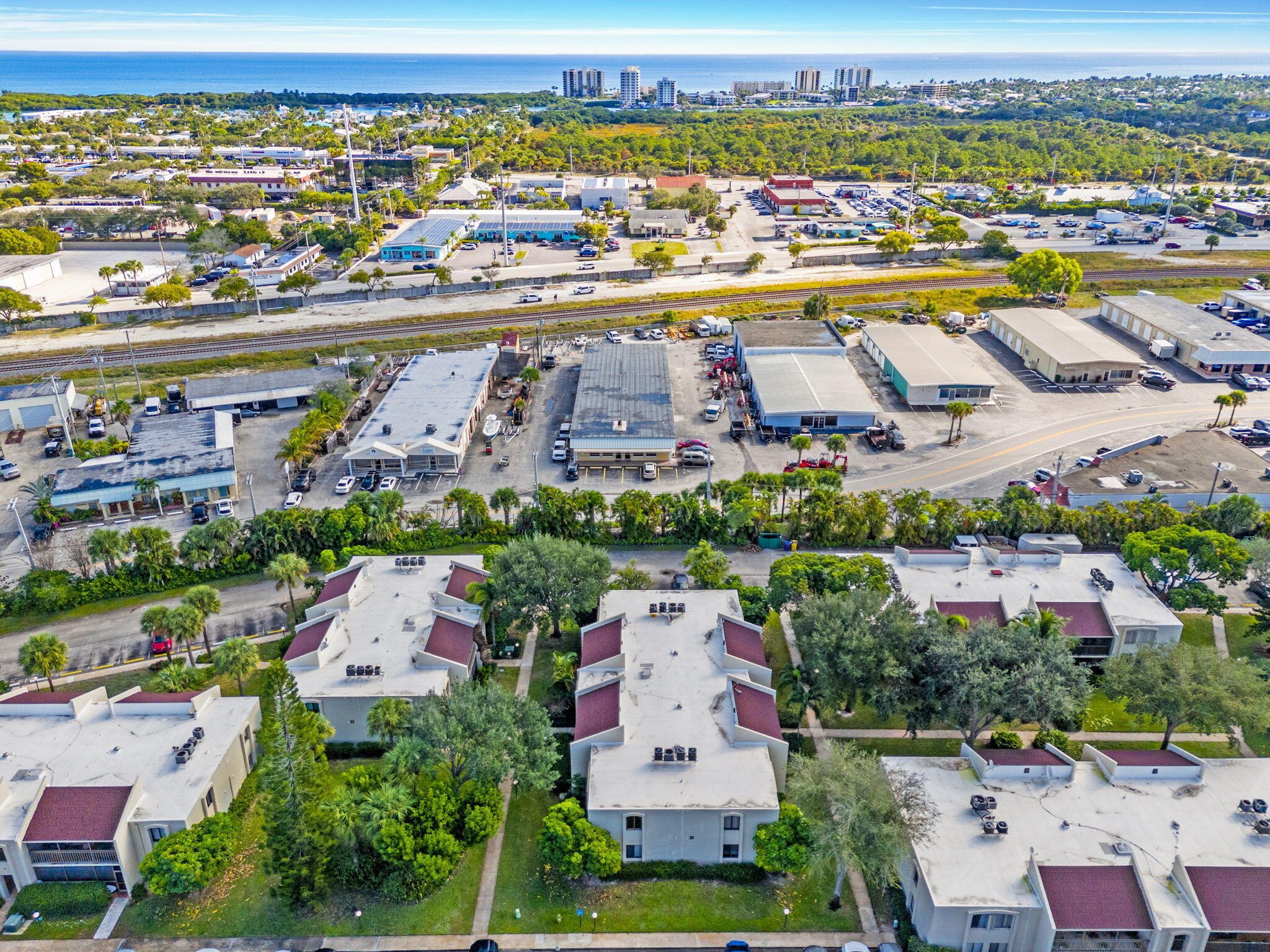 150 Pineview Road, Unit C7 Jupiter, FL 33469 - Photo 31 of 39 30-web-or-mls-DJI_20251203102445_0425_D