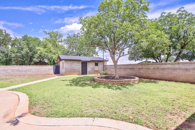 $364,000 | 2102 South 4th Street, Lamesa, TX 79331