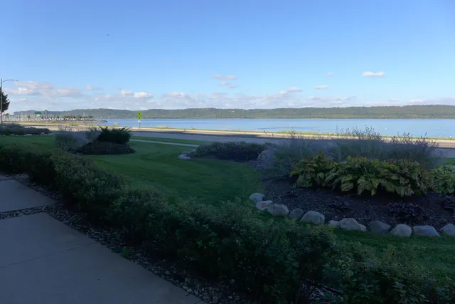 $425,000 | 900 South Lakeshore Drive, Unit 108, Lake City, MN 55041