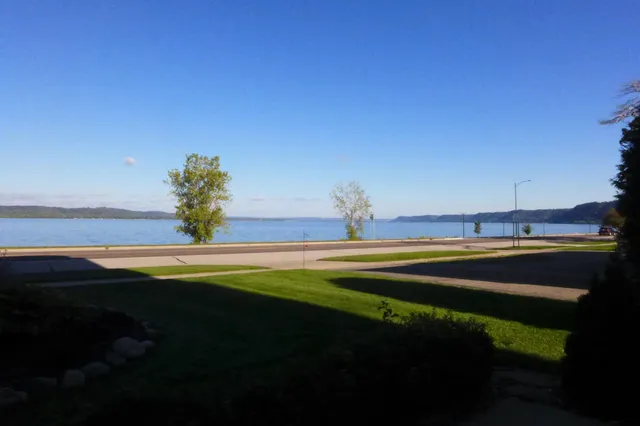 $425,000 | 900 South Lakeshore Drive, Unit 108, Lake City, MN 55041