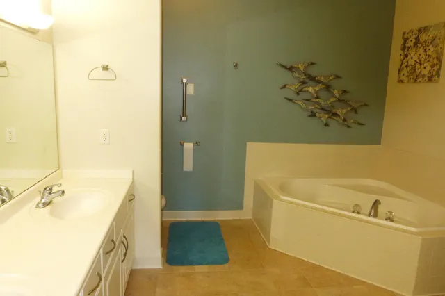 $425,000 | 900 South Lakeshore Drive, Unit 108, Lake City, MN 55041