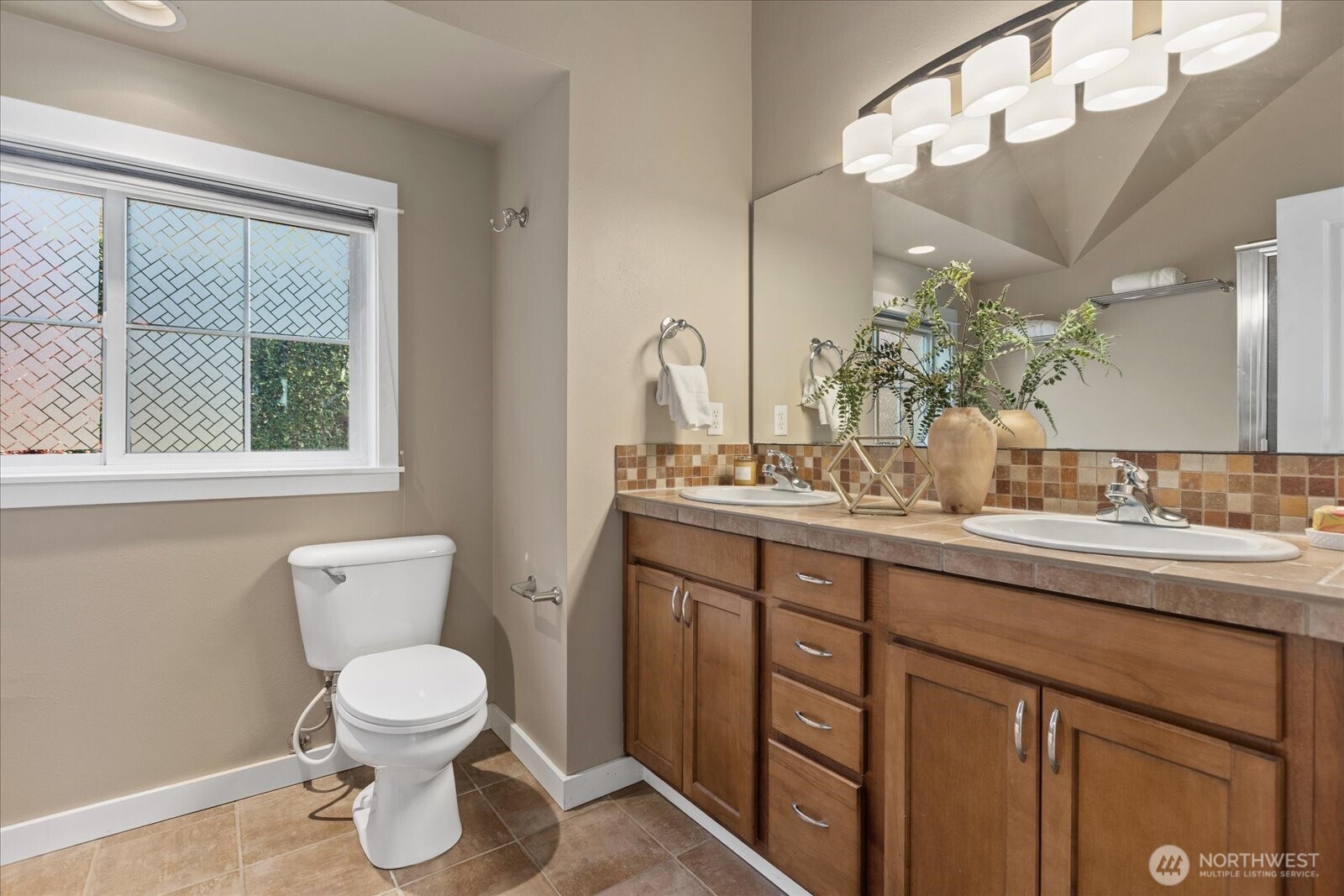 1108 29th Avenue South, Unit B Seattle, WA 98144 - Photo 22 of 31