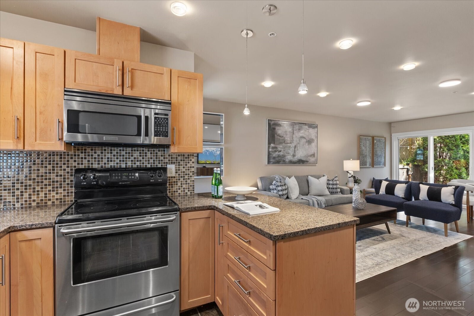1108 29th Avenue South, Unit B Seattle, WA 98144 - Photo 9 of 31