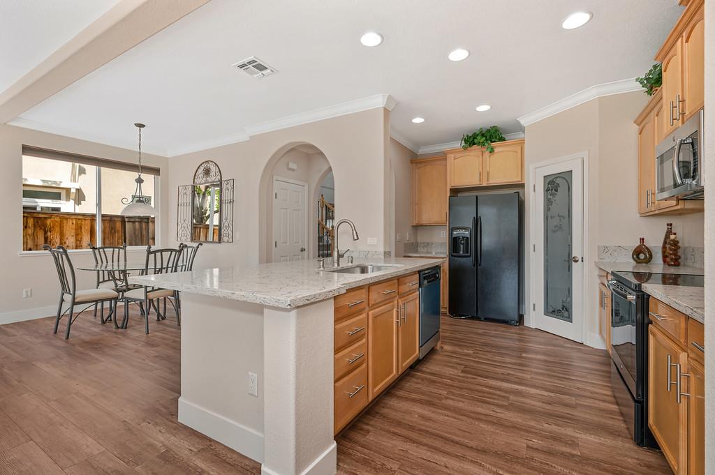 7516 Colbert Drive Rancho Murieta, CA 95683 - Photo 18 of 49