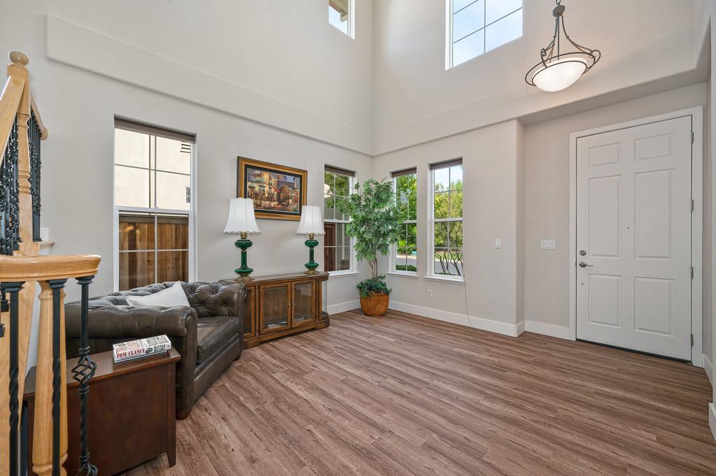 7516 Colbert Drive Rancho Murieta, CA 95683 - Photo 5 of 49