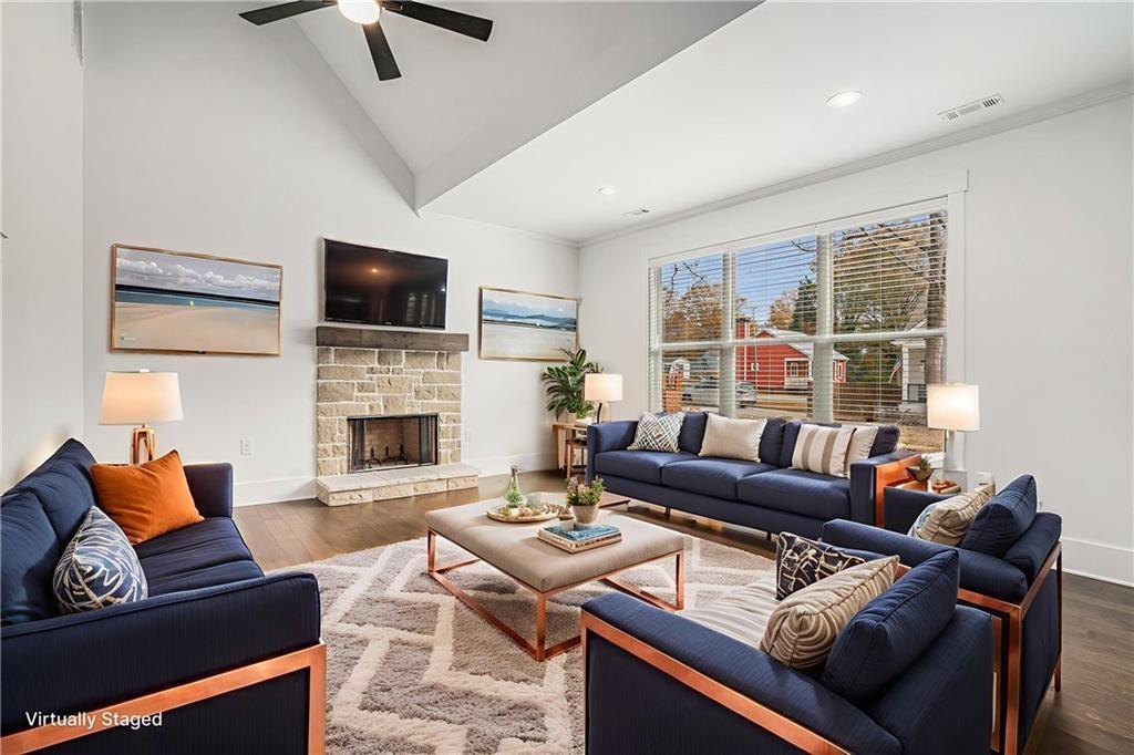 352 Davis Street Monroe, GA 30655 - Photo 2 of 32 Gallery Image 2