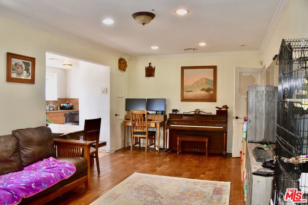 3532 Muirfield Road South Los Angeles, CA 90016 - Photo 14 of 38