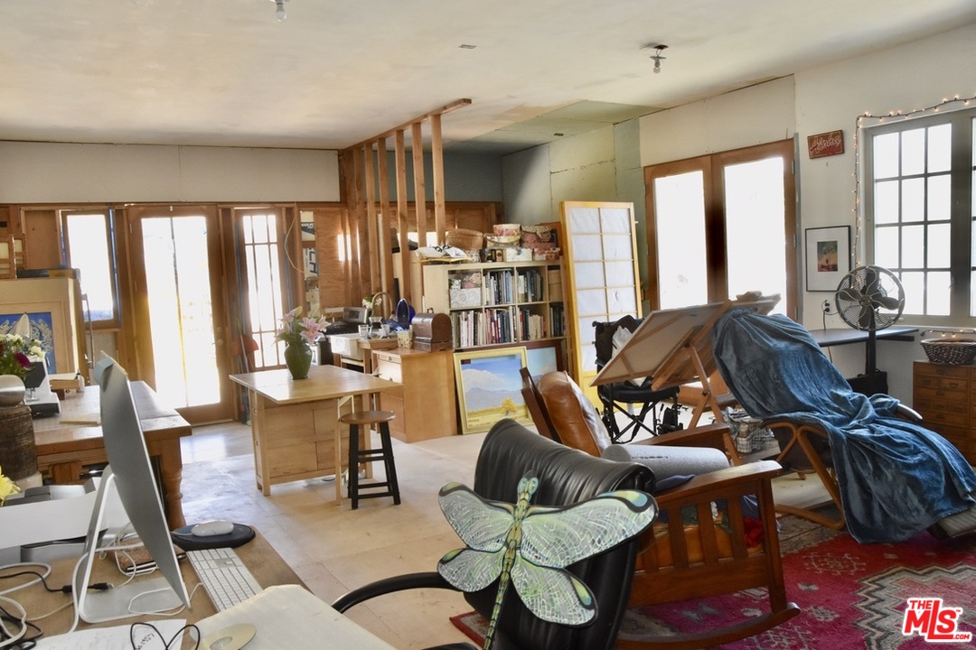 3532 Muirfield Road South Los Angeles, CA 90016 - Photo 27 of 38