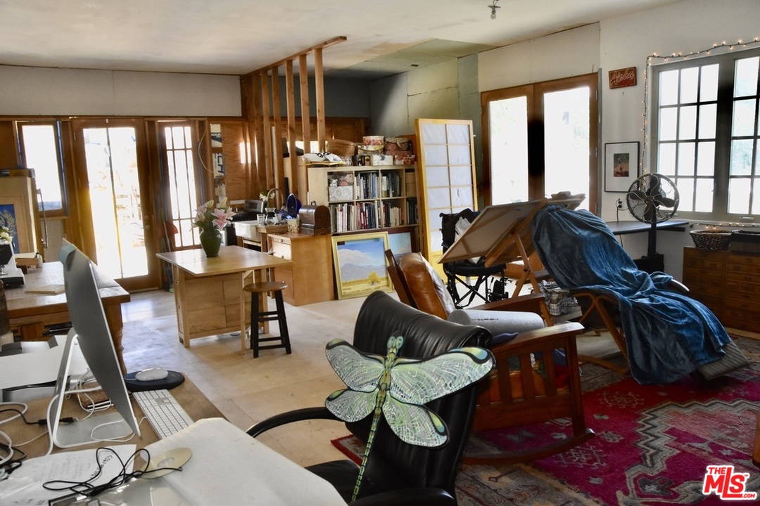 3532 Muirfield Road South Los Angeles, CA 90016 - Photo 31 of 38