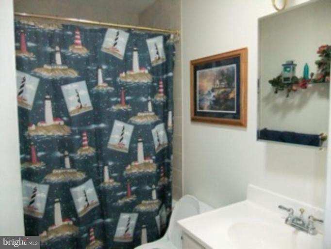 7857 Shellye Road Glen Burnie, MD 21060 - Photo 19 of 28 Bath #2