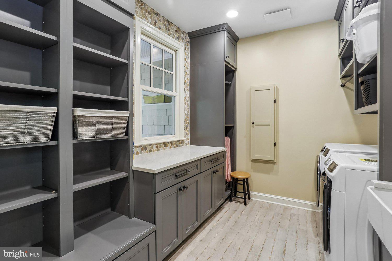 11736 Gainsborough Road Potomac, MD 20854 - Photo 49 of 100 Mud Room/Laundry