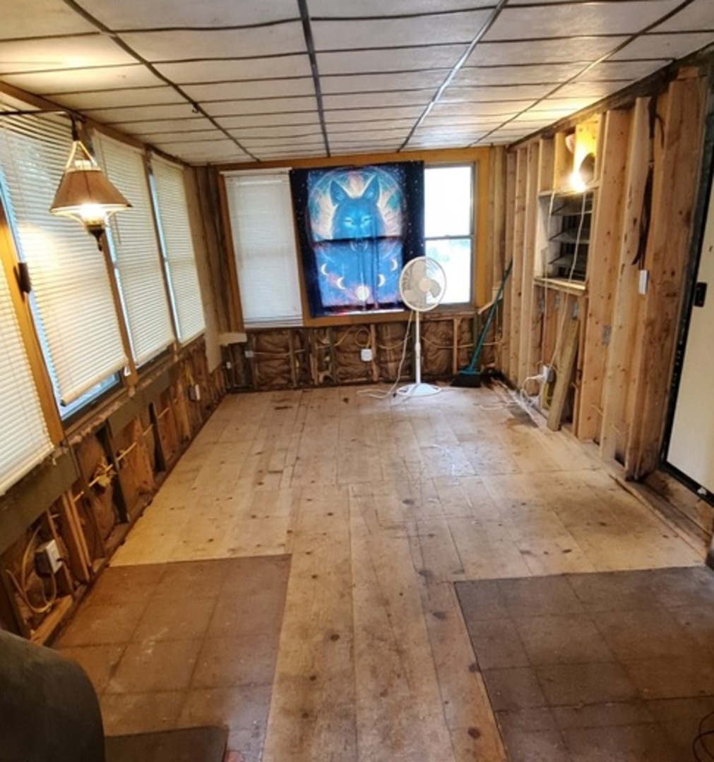 4-152 Woodhaven Lakes Sublette, IL 61367 - Photo 7 of 11 a view of an empty room