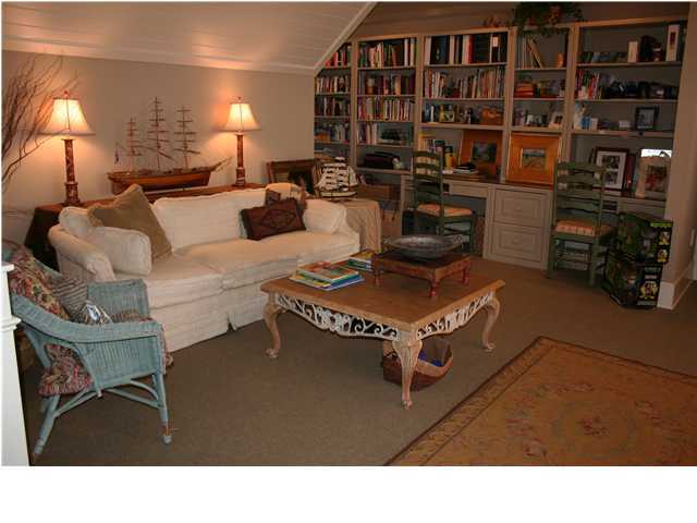 425 Evans Road Niceville, FL 32578 - Photo 19 of 32 Gallery Image 19