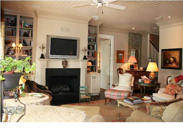 425 Evans Road Niceville, FL 32578 - Photo 8 of 32 Gallery Image 8