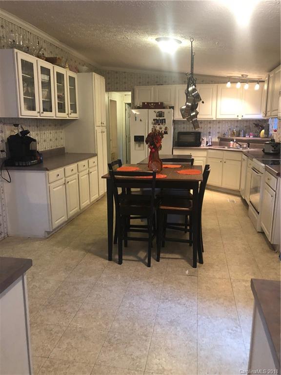 28 Meadowchase Road, Unit 14 Fletcher, NC 28732 - Photo 6 of 21 Gallery Image 6