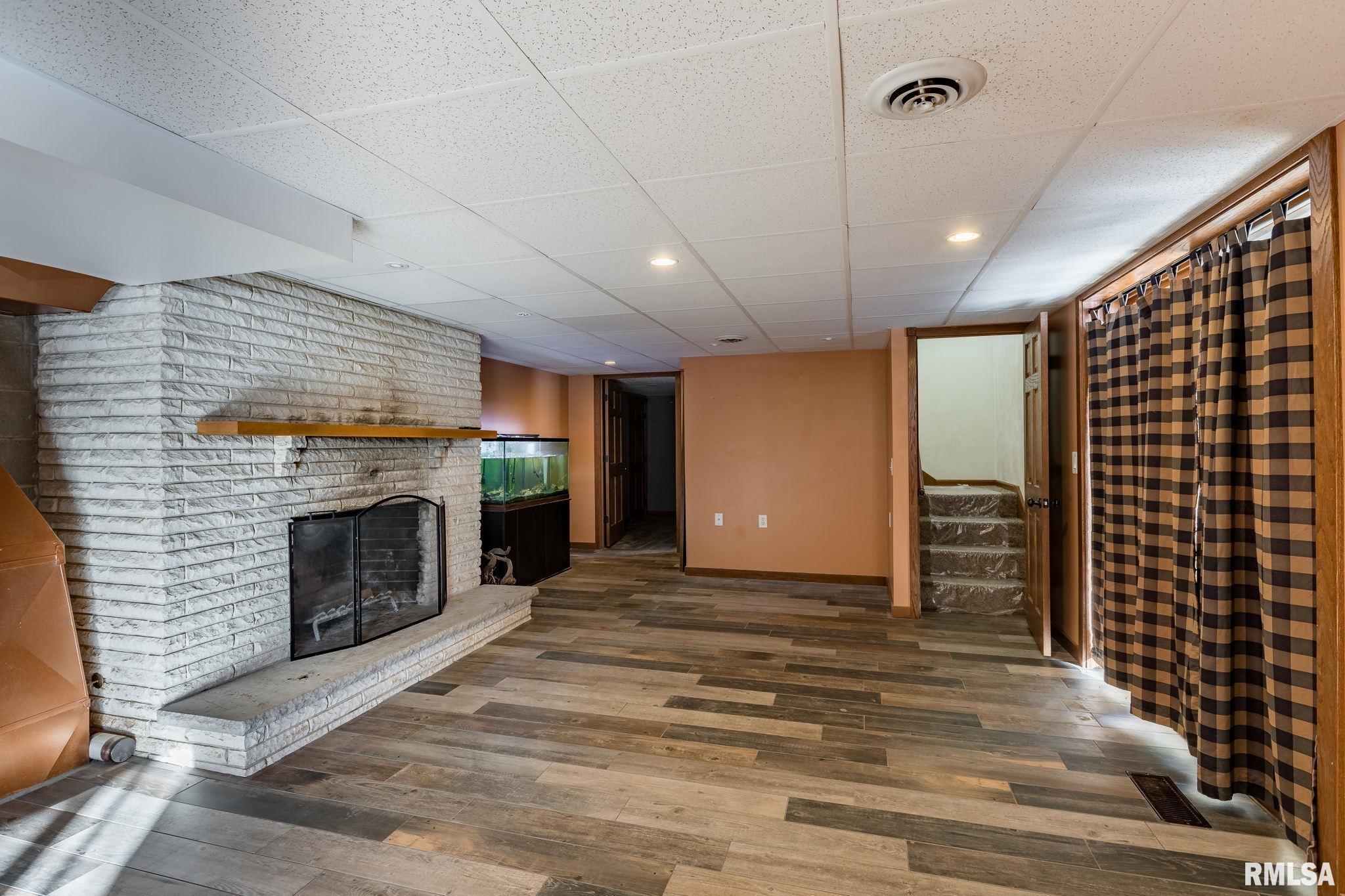 9405 Turkey Hollow Road Taylor Ridge, IL 61284 - Photo 24 of 32 Gallery Image 24