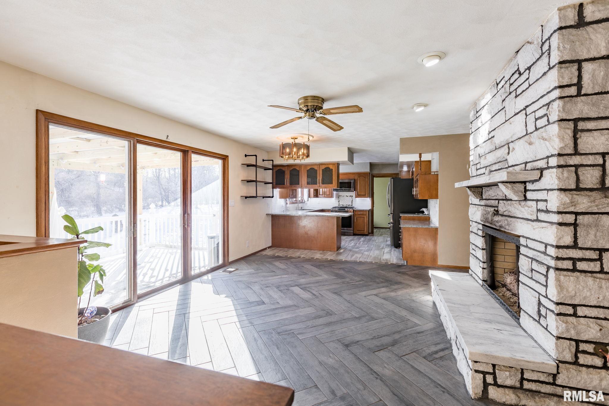 9405 Turkey Hollow Road Taylor Ridge, IL 61284 - Photo 6 of 32 Gallery Image 6